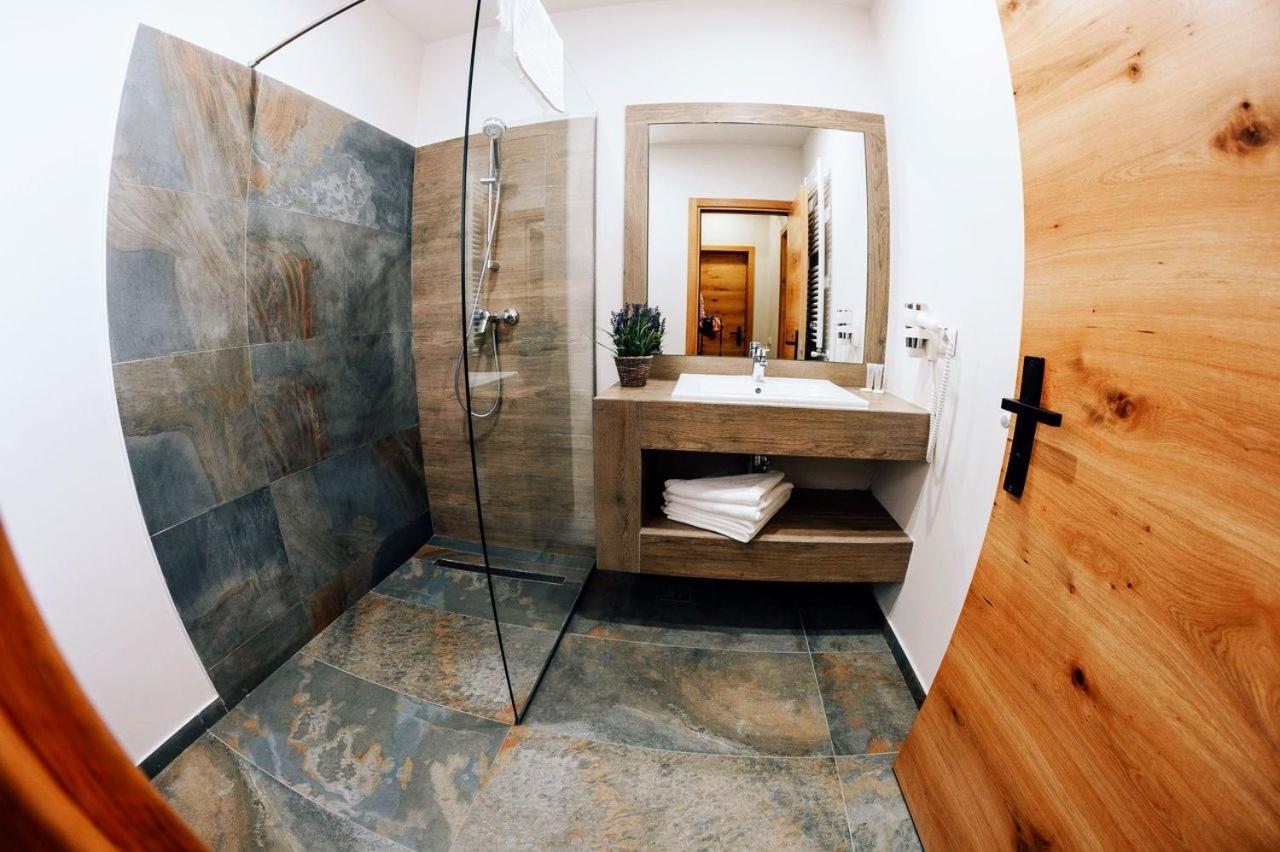 Popasul Domnesc- Resort& Spa- Voronet Vue Εξωτερικό φωτογραφία